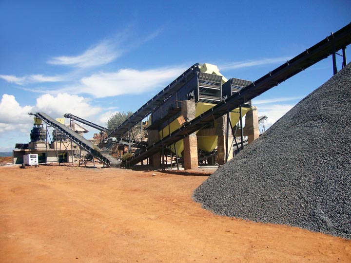 Dubai 550TPH Limestone Crushing Plant
